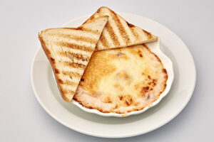 Жульен из морепродуктов Жюльен из морепродуктов