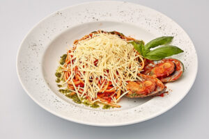 Спагетти с морепродуктами С гребешком, креветками и кальмарами